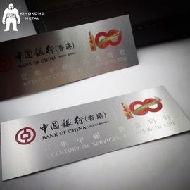 Quadri il logo spesso inciso dell'OEM di serigrafia 0,8/1mm dei piatti dell'etichetta del metallo