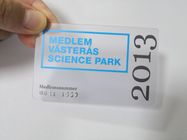 I biglietti da visita trasparenti su ordine del PVC di Matt con imprimono il numero argento/dell'oro