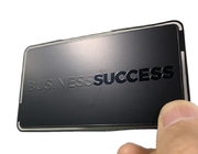 Matte Black Metal Business Cards unico CR80 con il logo di stampa uv lucido